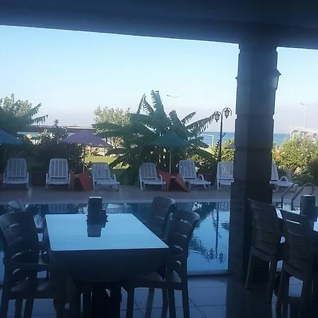 Adahan Gümüldür
