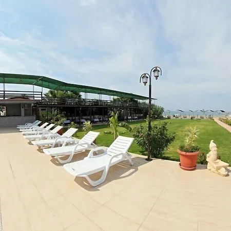 Hotel Adahan *