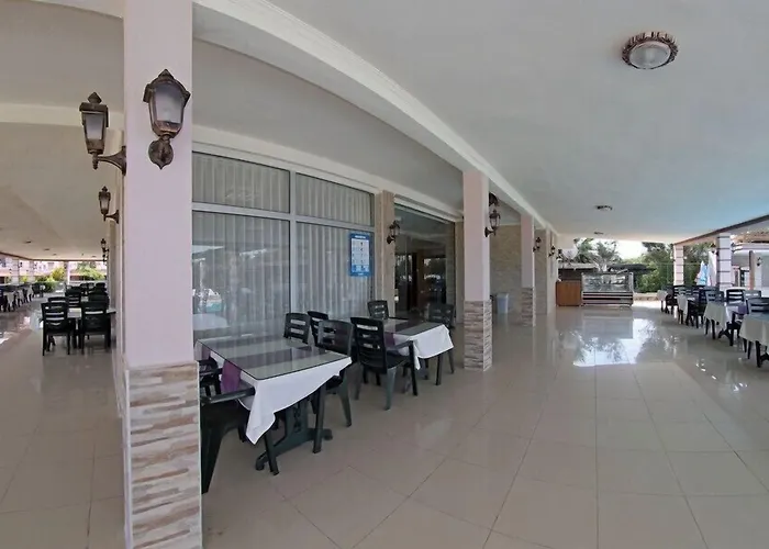 Adahan Hotell