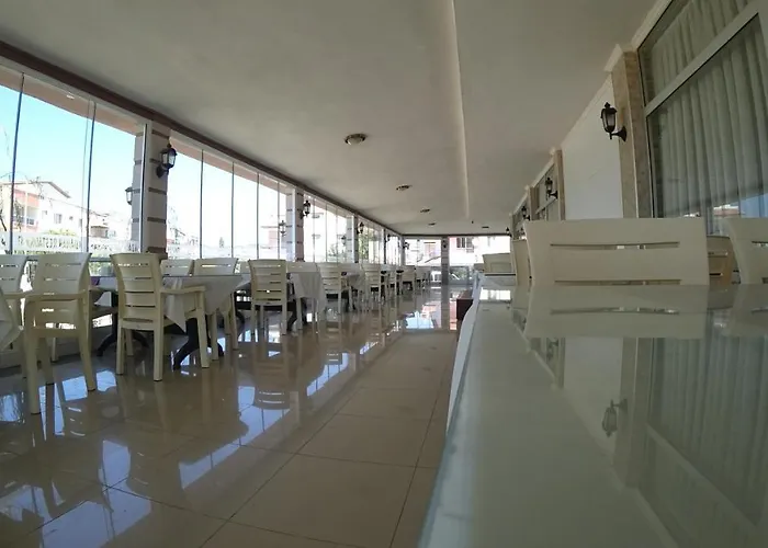 Adahan Hotell