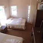 Adahan Szálloda Gümüldür
