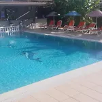 Adahan Szálloda Gümüldür