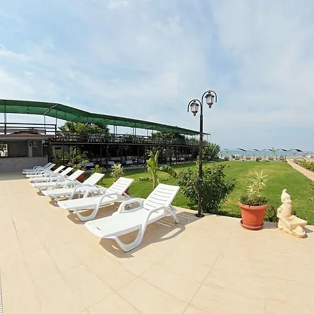 Adahan Otel *